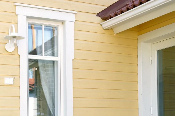 Eelnevalt töödeldud akende värvimine