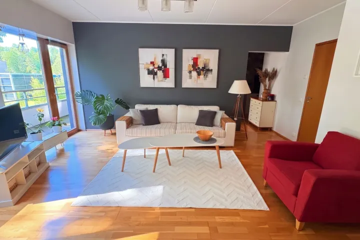 Elutoa aktsentseina värvimine